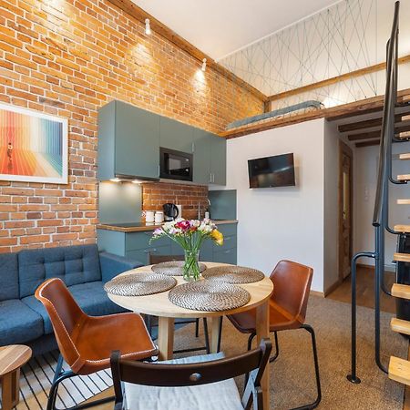 Oak Doors Apartament Przy Rynku Wroclaw Apartment Ngoại thất bức ảnh